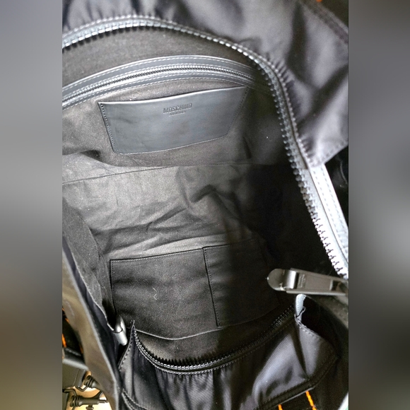 Moschino Logo Weekender Bag - Picture 11 of 15